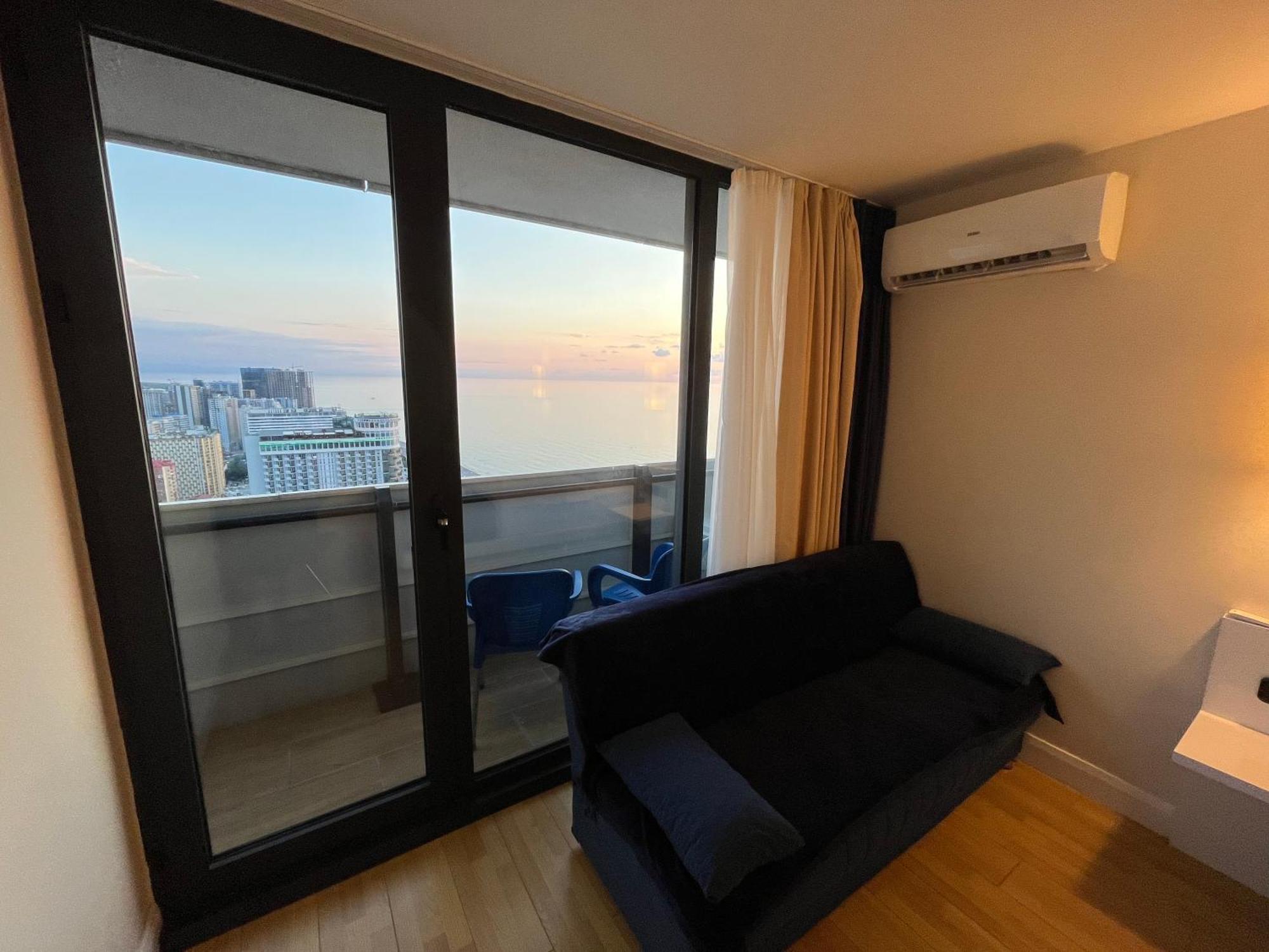 Orbi City Sun Tower 43 Floor Батуми Экстерьер фото